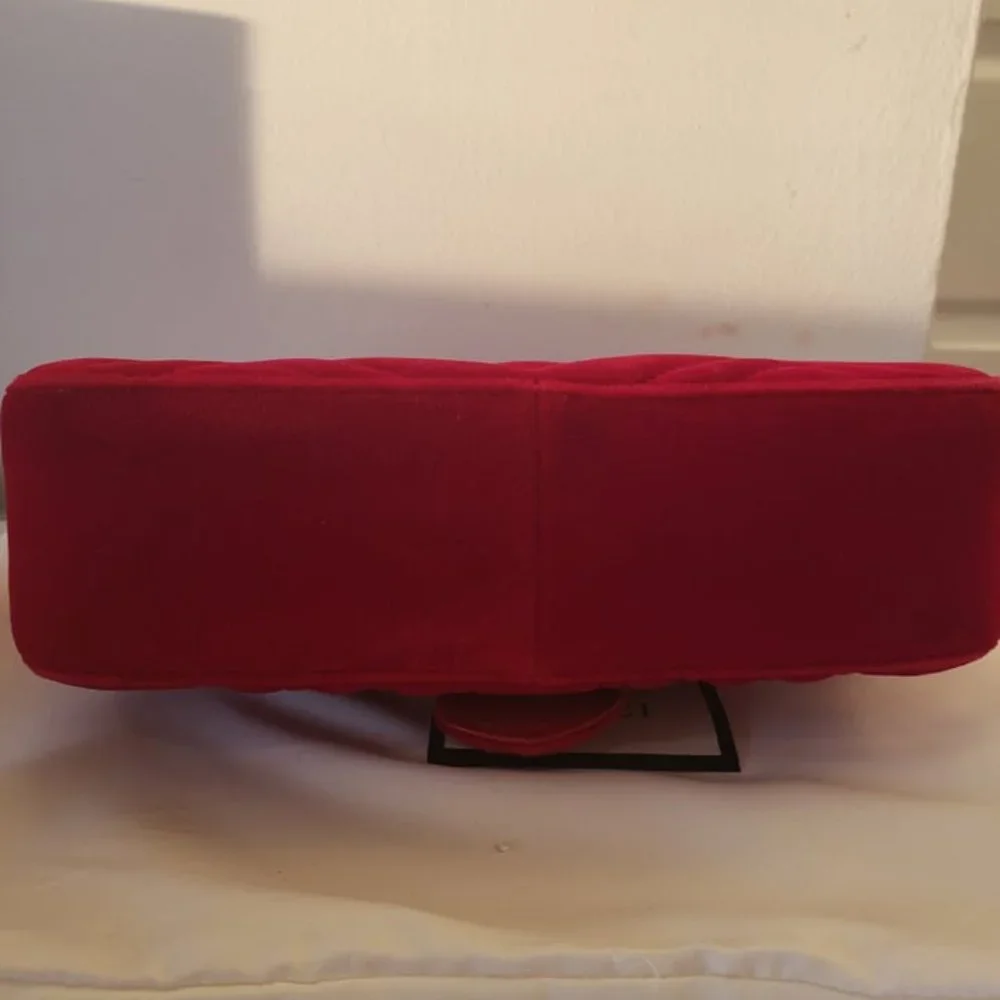 ❌SOLD❌GUCCI Marmont Red Velvet Bag - Picture 7 of 15